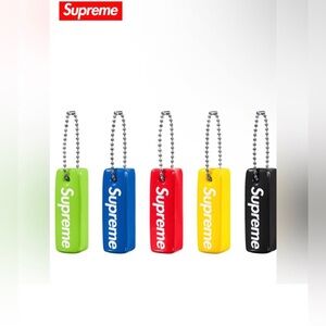 SUPREME Floating 3” keychain with ball & chain NEW sealed 2/ proof of purch.FW23